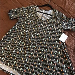 LuLaRoe NWT Perfect T
