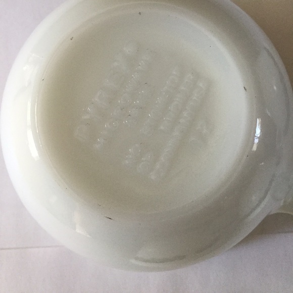 Set of 7 Pyrex Crazy Daisy Tea cups! Flawless. - Picture 5 of 6