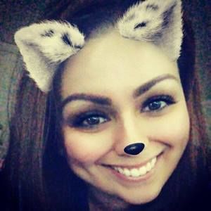 Meet your Posher, Faviola