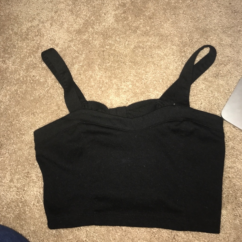 Black crop top