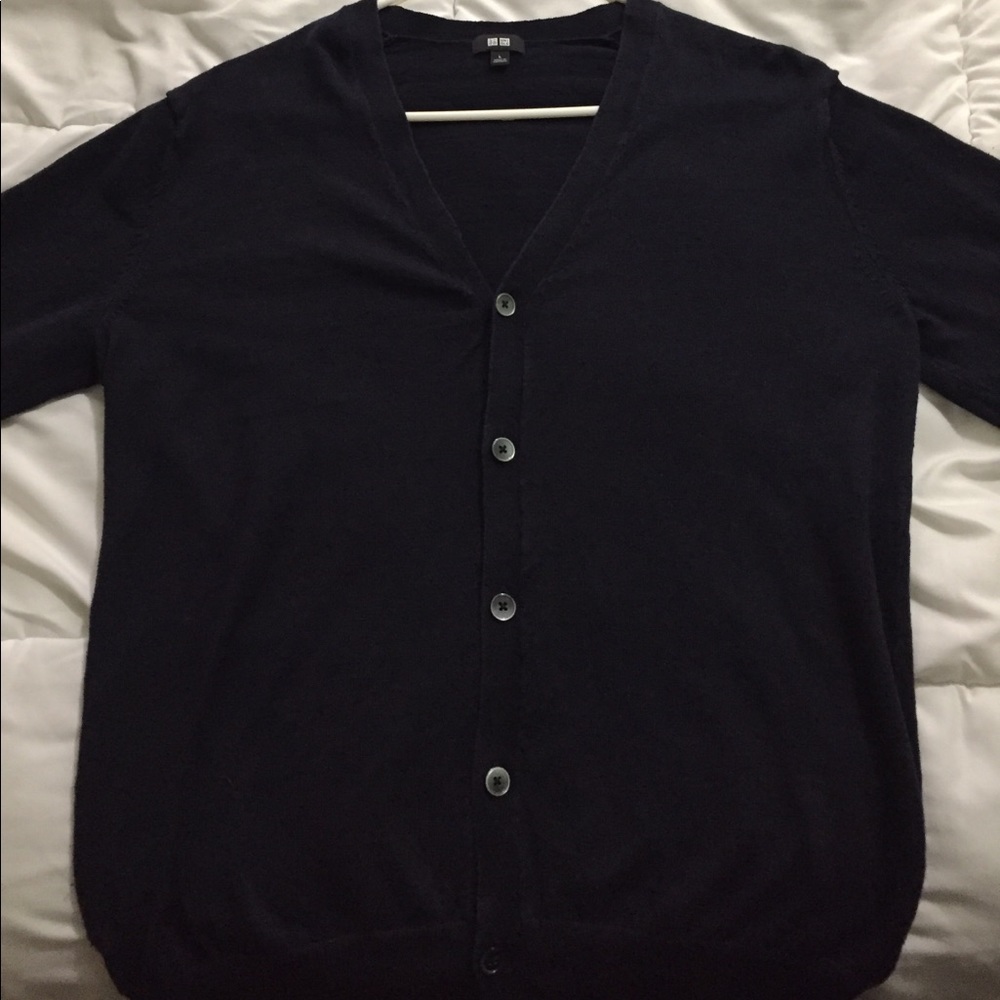 UNIQLO Men's extra fine merino v-neck cardigan