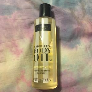 Victoria's Secret Weightless Body Oil