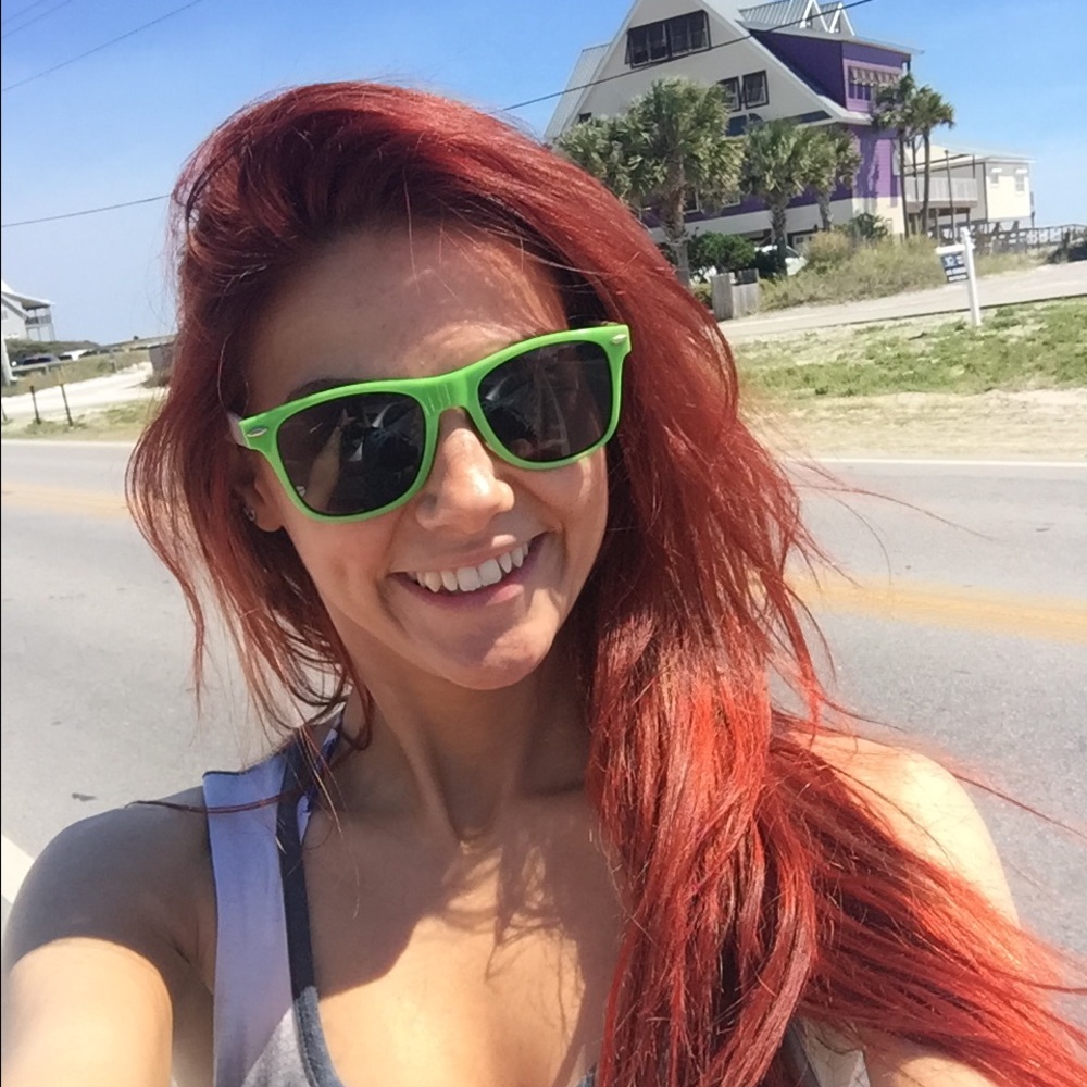 Meet your Posher, Katelyn