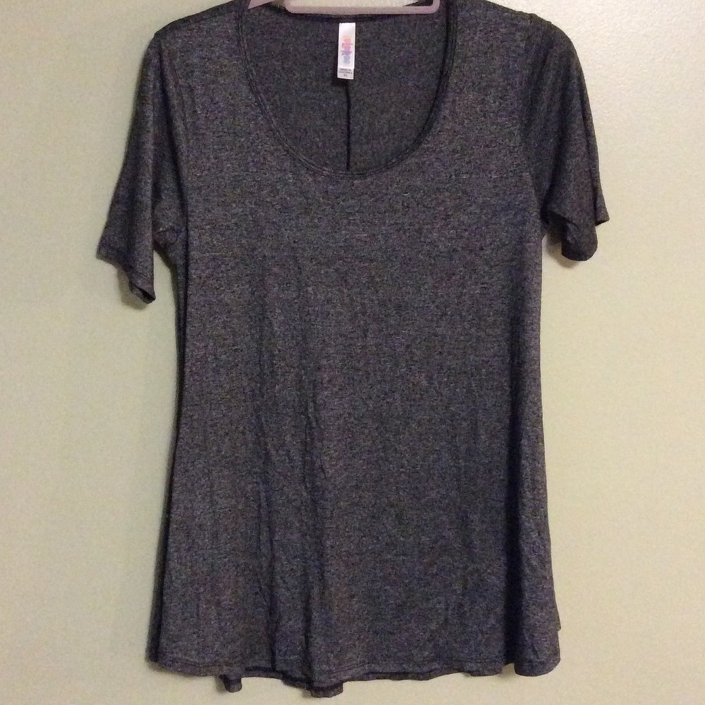 NWOT perfect tee by Lularoe