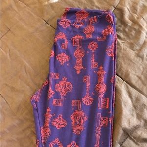 LuLaRoe Never Worn TC Leggings