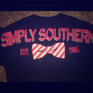 Long sleeved navy Simply Southern shirt