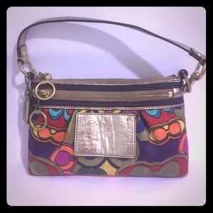AUTHENTIC Coach Wristlet 😍