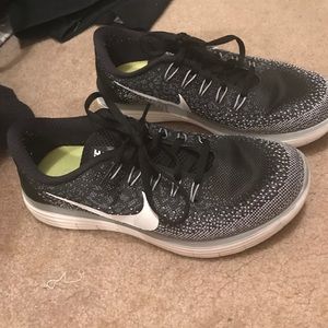 Women's Nike shoes