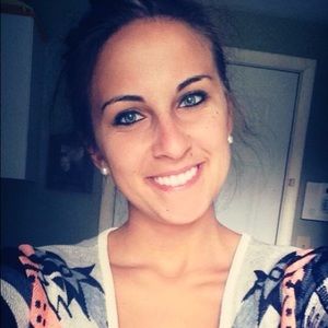 Meet your Posher, Victoria