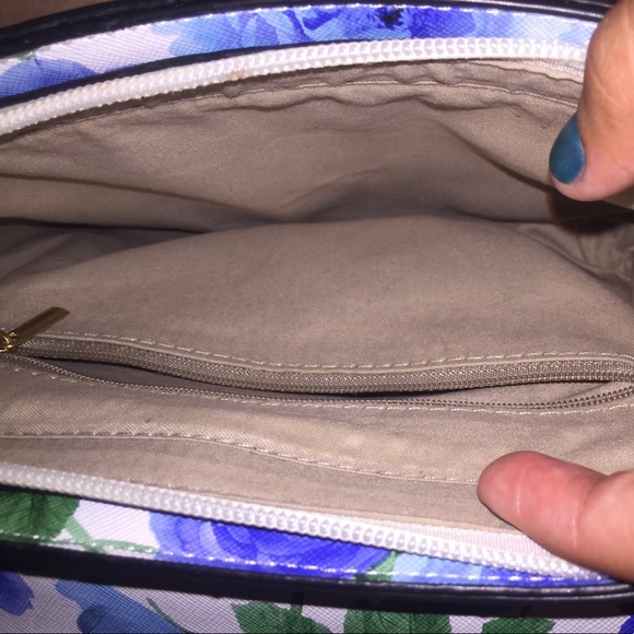 Blue floral purse - Picture 3 of 3