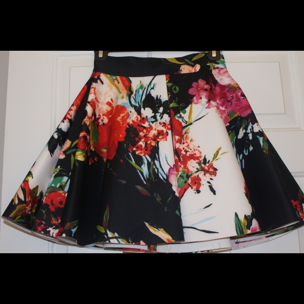 AQUA Floral Skirt
