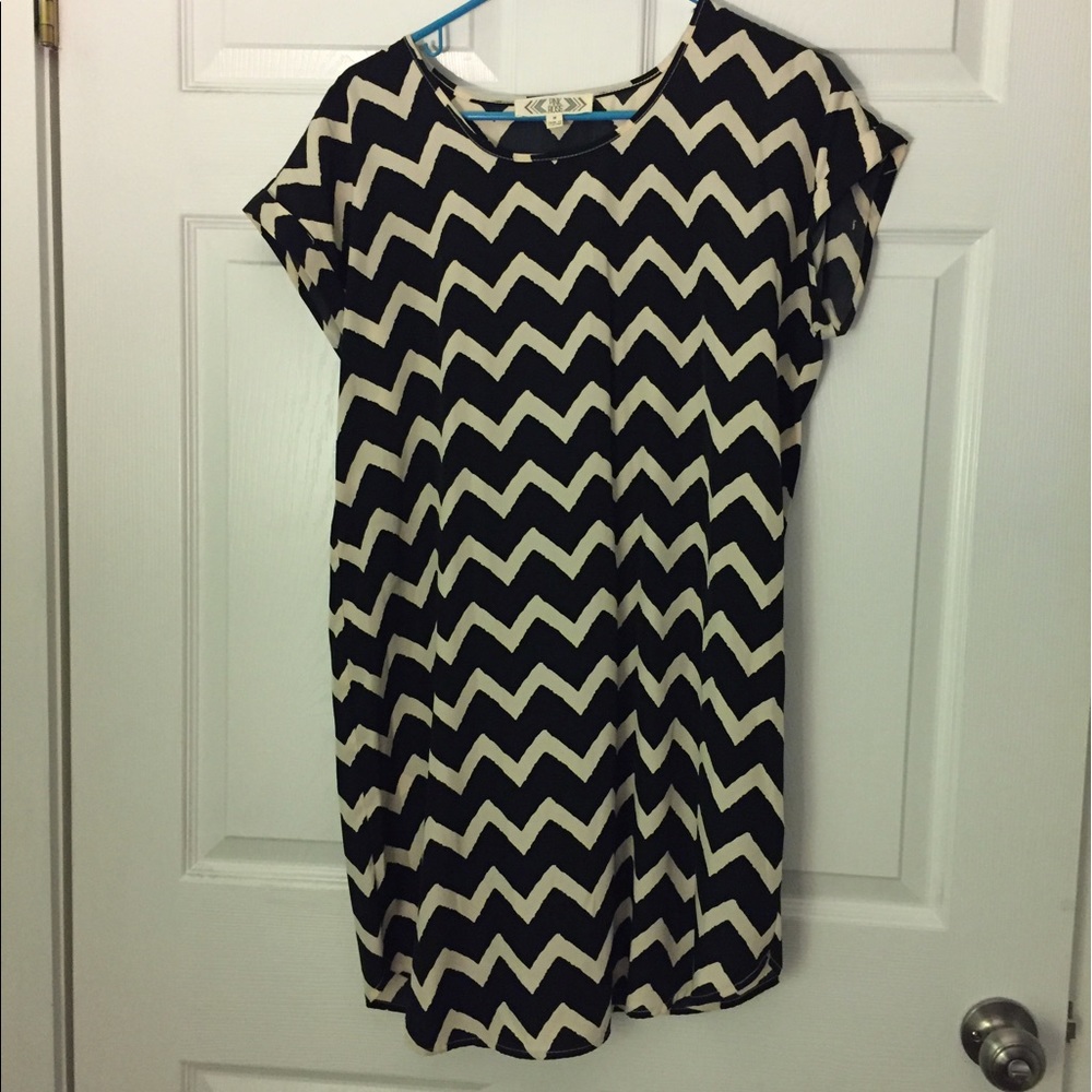 Flowy chevron dress