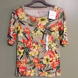 NWT tropical patterned tee