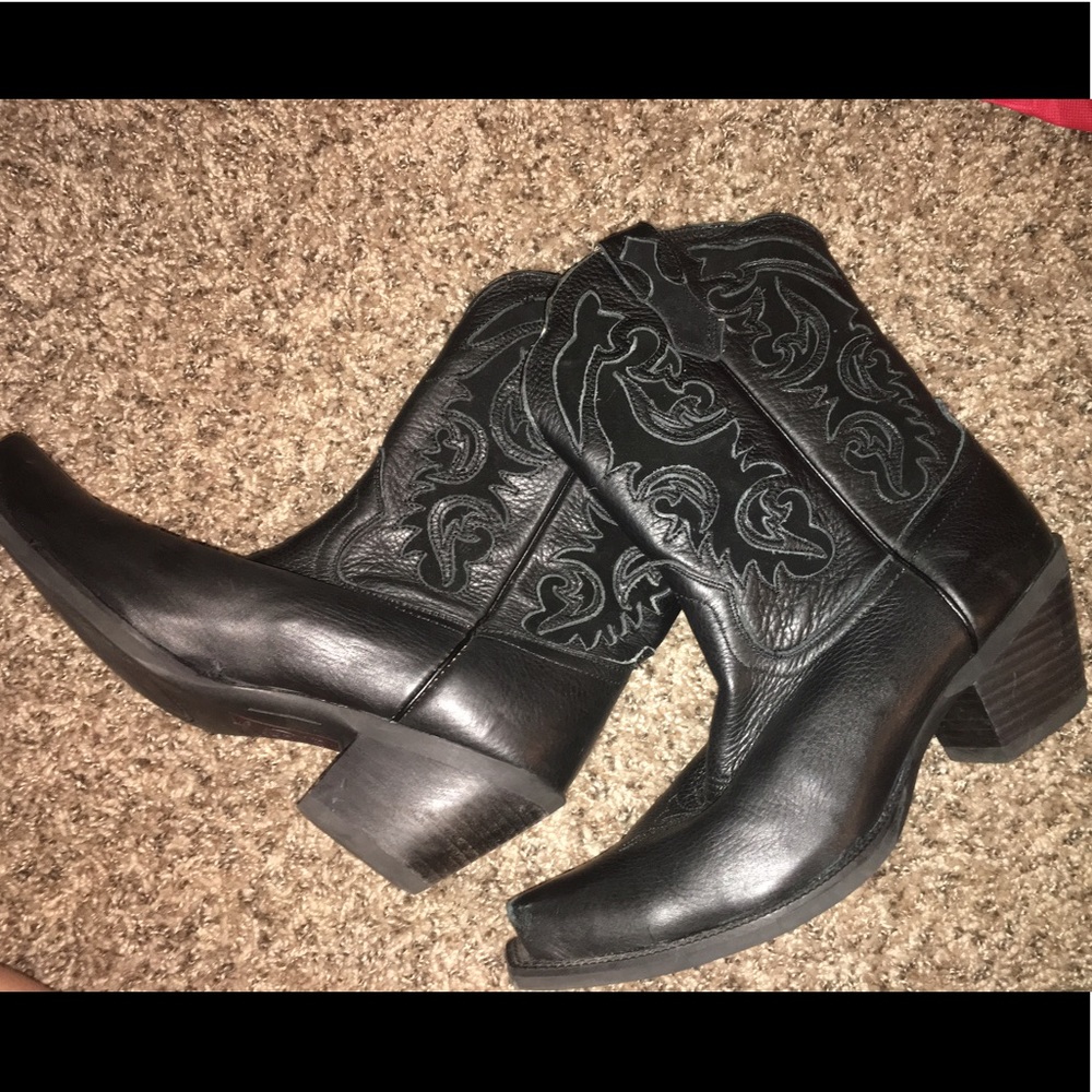 Black cowboy boots