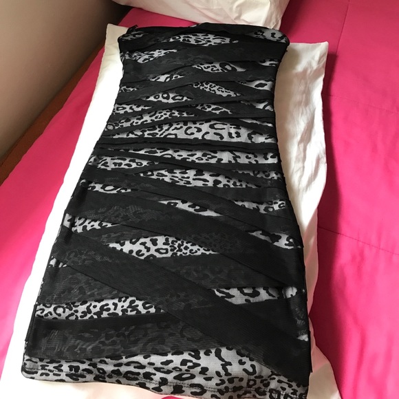 Strapless Medium Forever 21 Leopard Dress Black - Picture 4 of 6