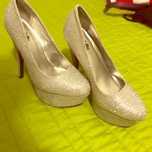 Selling hells side 6