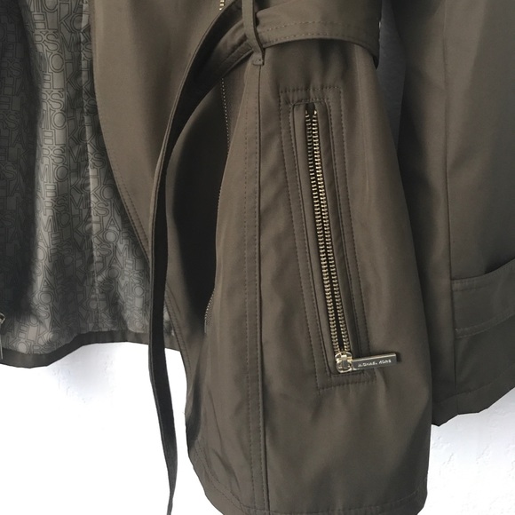 Michael Kors Coat (Small) - Picture 3 of 4