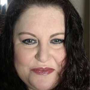 Meet your Posher, Karla