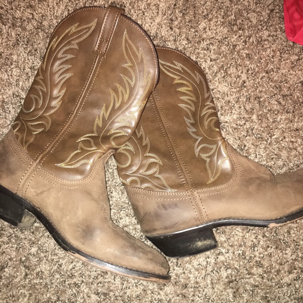 Laredo cowboy boots