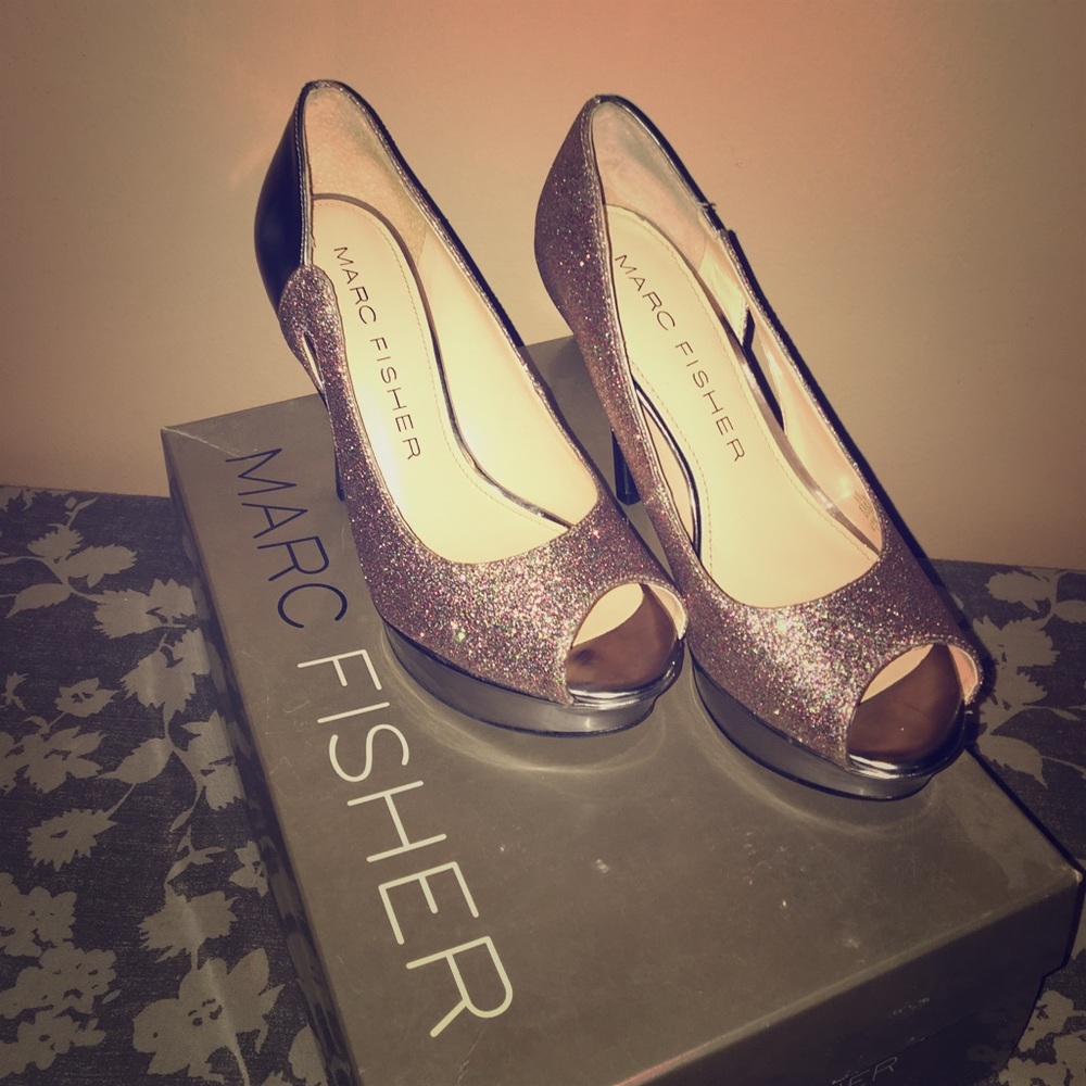 Marc Fisher silver heels