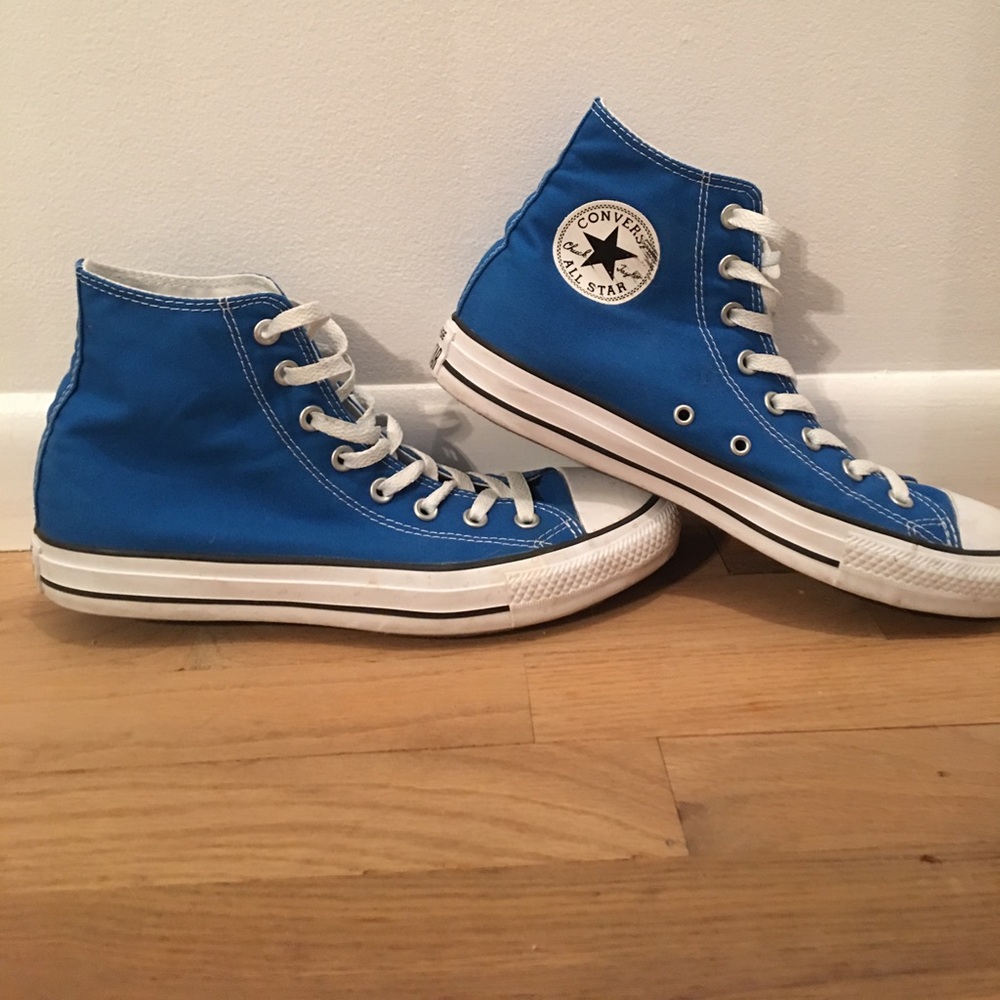 High top chuck Taylor converse