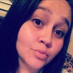 Meet your Posher, Desaray