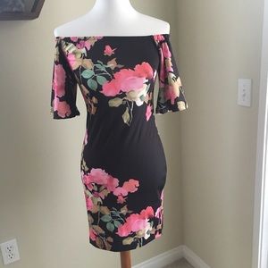 Floral off the shoulder bodycon midi dress