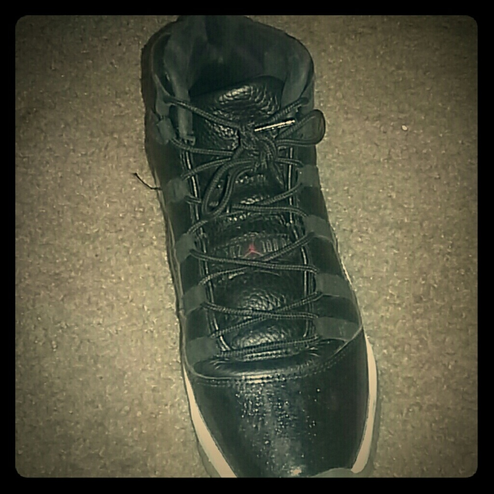 Jordan 11s