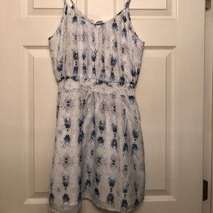BB Dakota white and blue dress, size M
