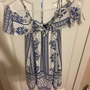 off the shoulder dress- perfect for summer