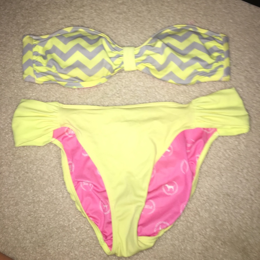 Victoria Secret PINK bikini