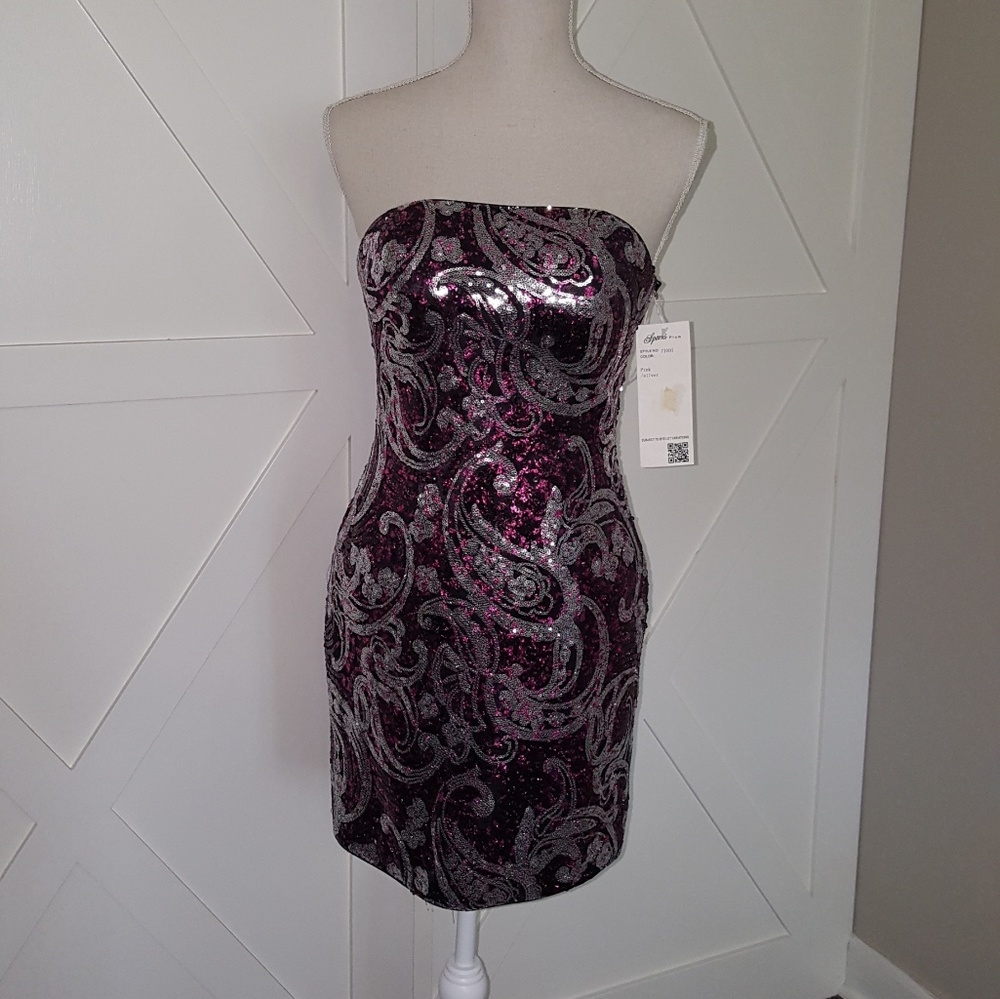 Sparkle nwt sz4 strapless silver and pink sequins