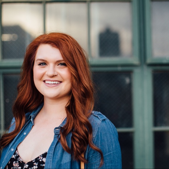 Meet your Posher, Meghann - Picture 2 of 3