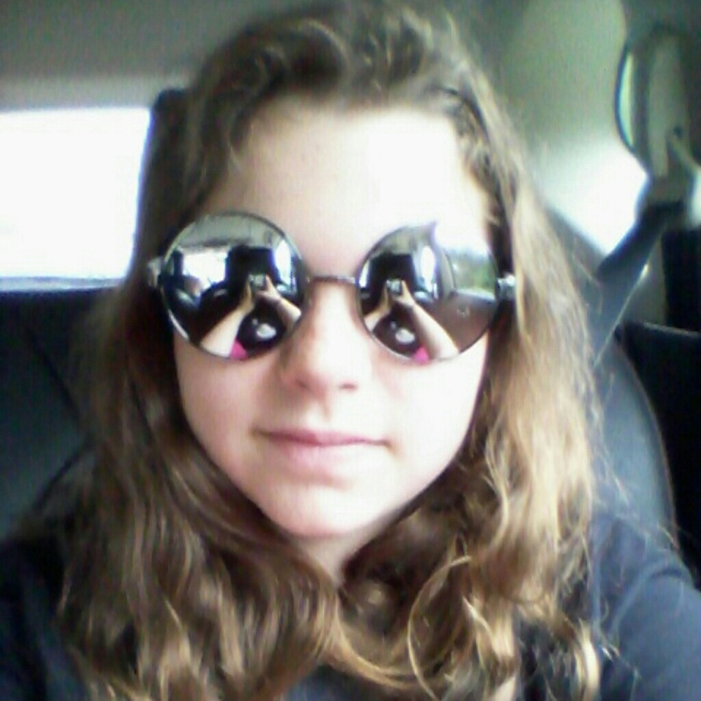 Meet your Posher, Hadleigh