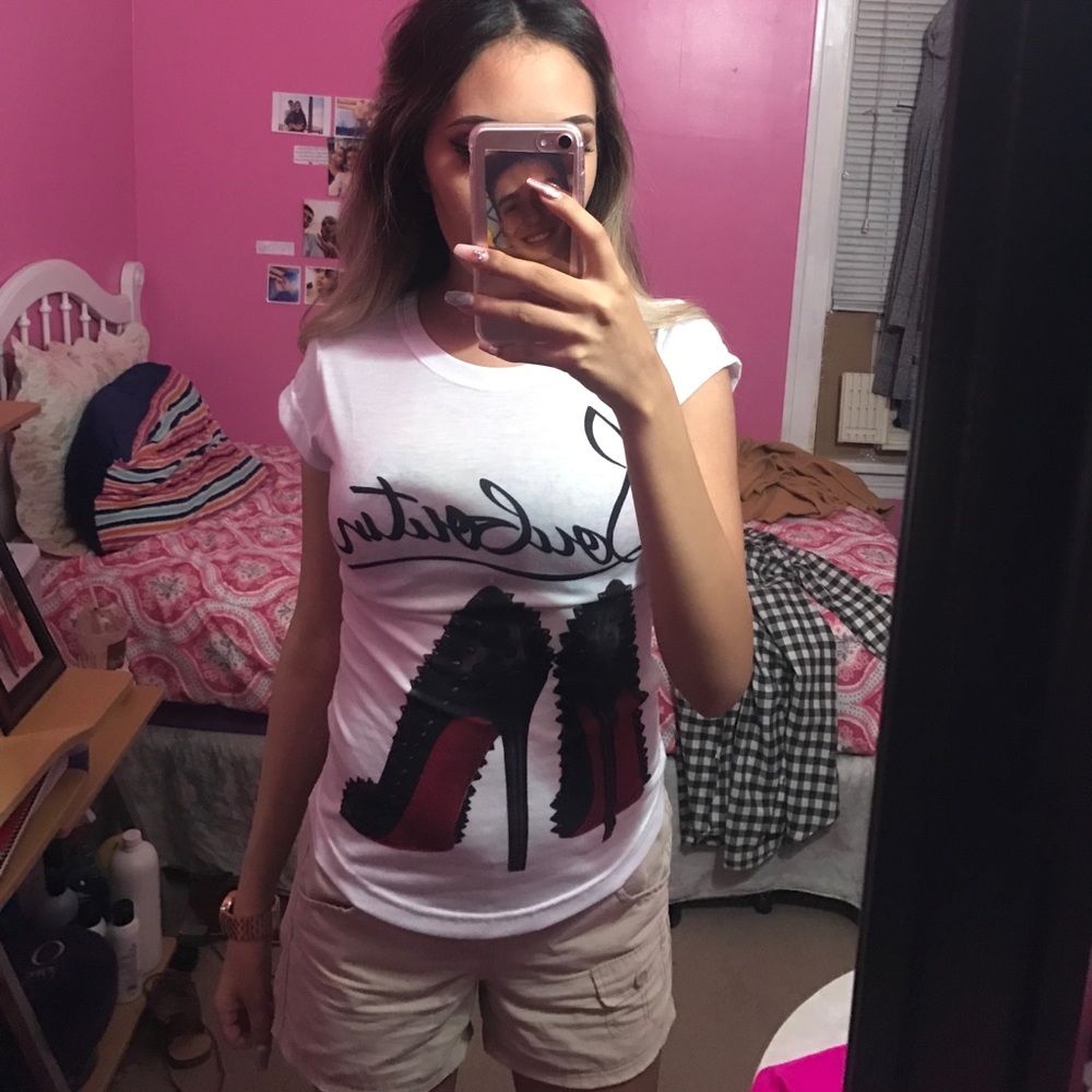 Logo tee