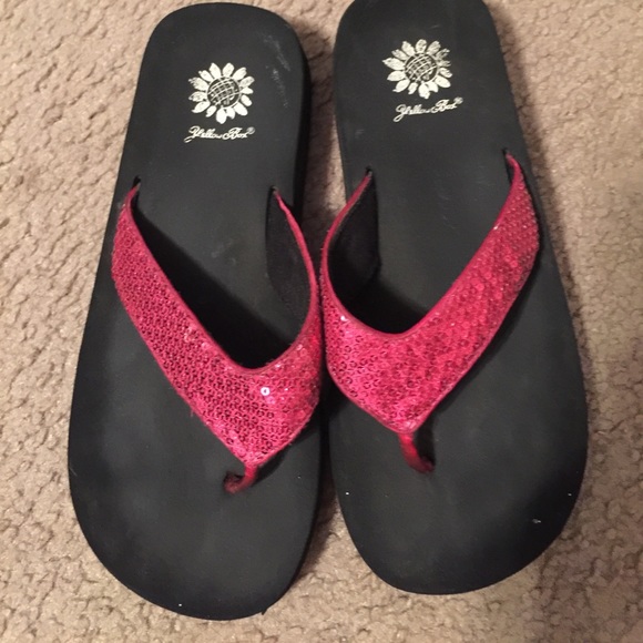 pink yellow box flip flops