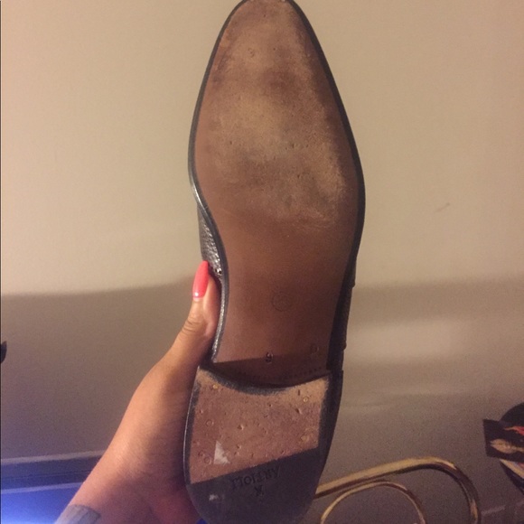 Men\'s dress shoes