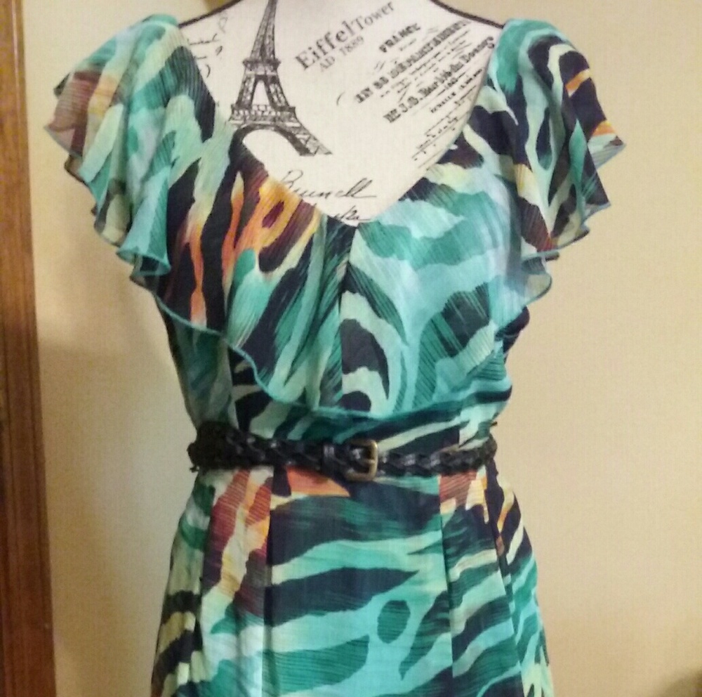 Sleeveless Ruffle Dres