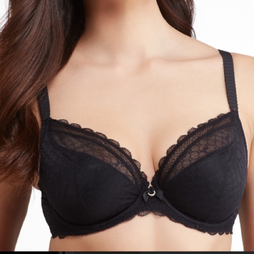 Chantelle C Chic Sexy Plunge Bra