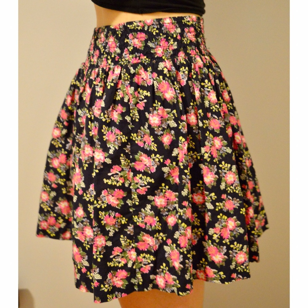 Navy floral Johnnie B skirt