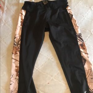 Women's medium realtree leggings