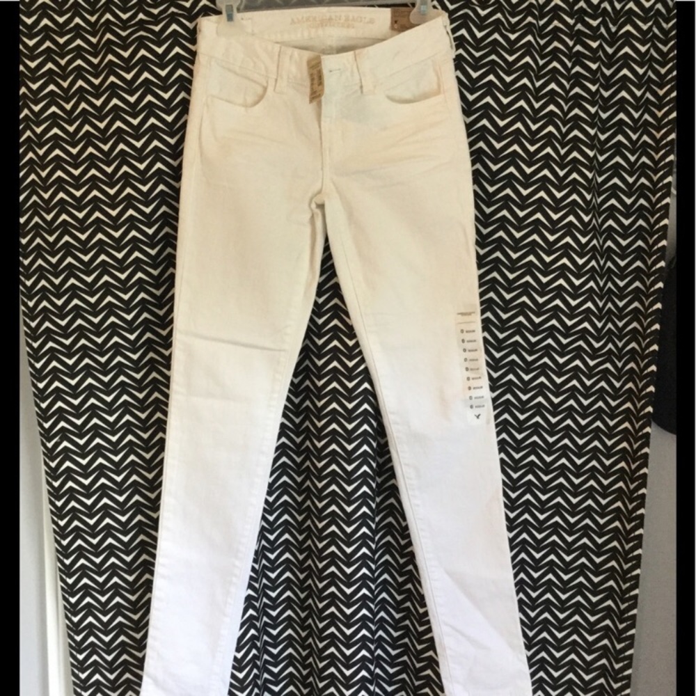White American Eagle Jeggings