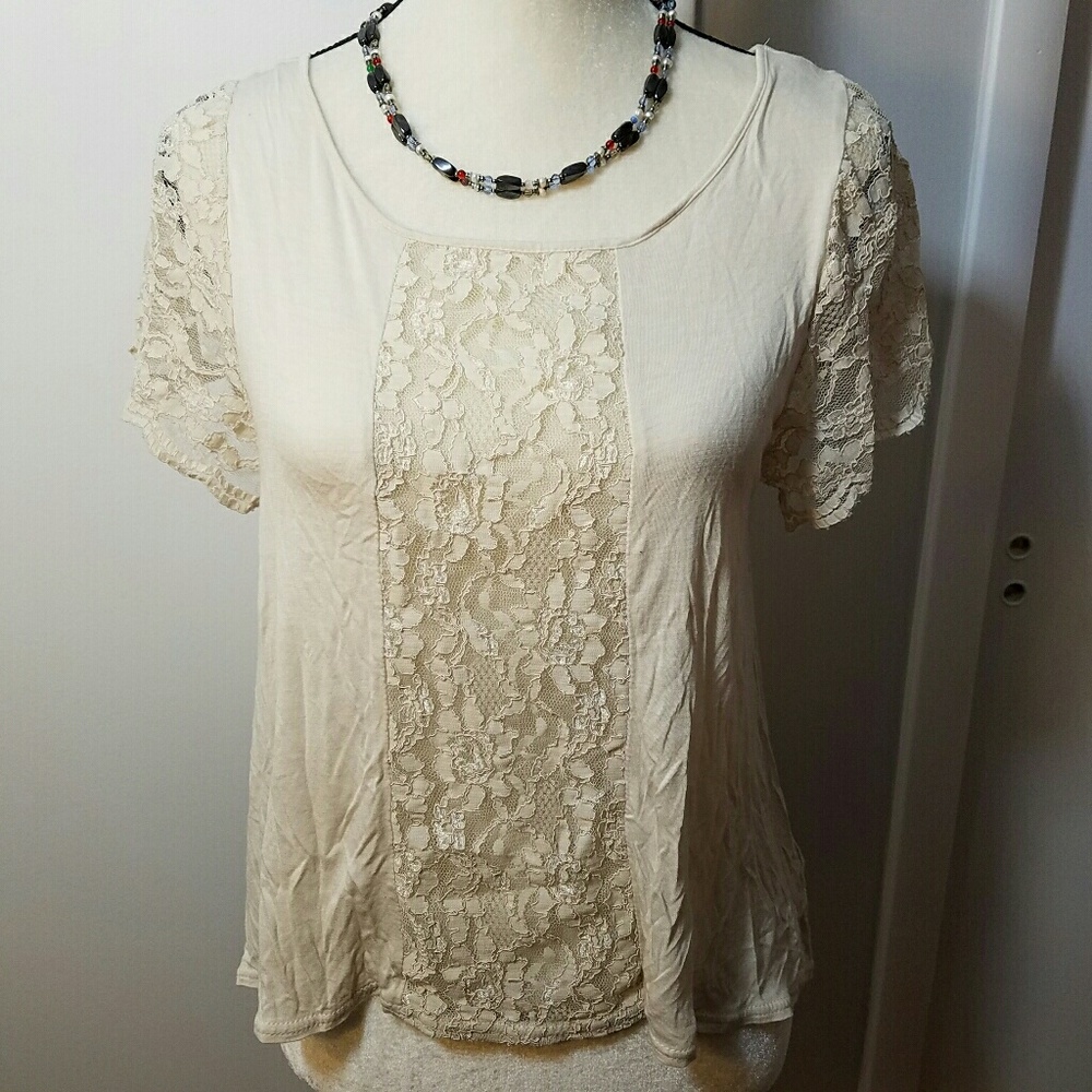 Urban Outfitters Kimchi Blue Lace Front Top - Picture 2 of 5