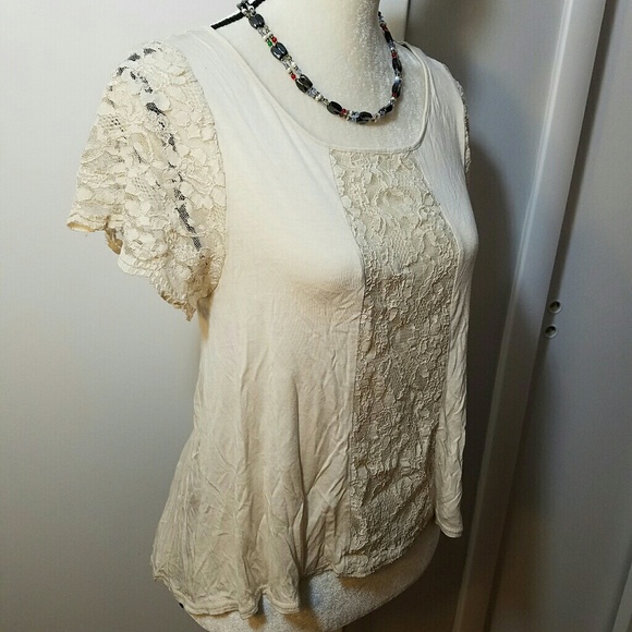 Urban Outfitters Tops - Urban Outfitters Kimchi Blue Lace Front Top