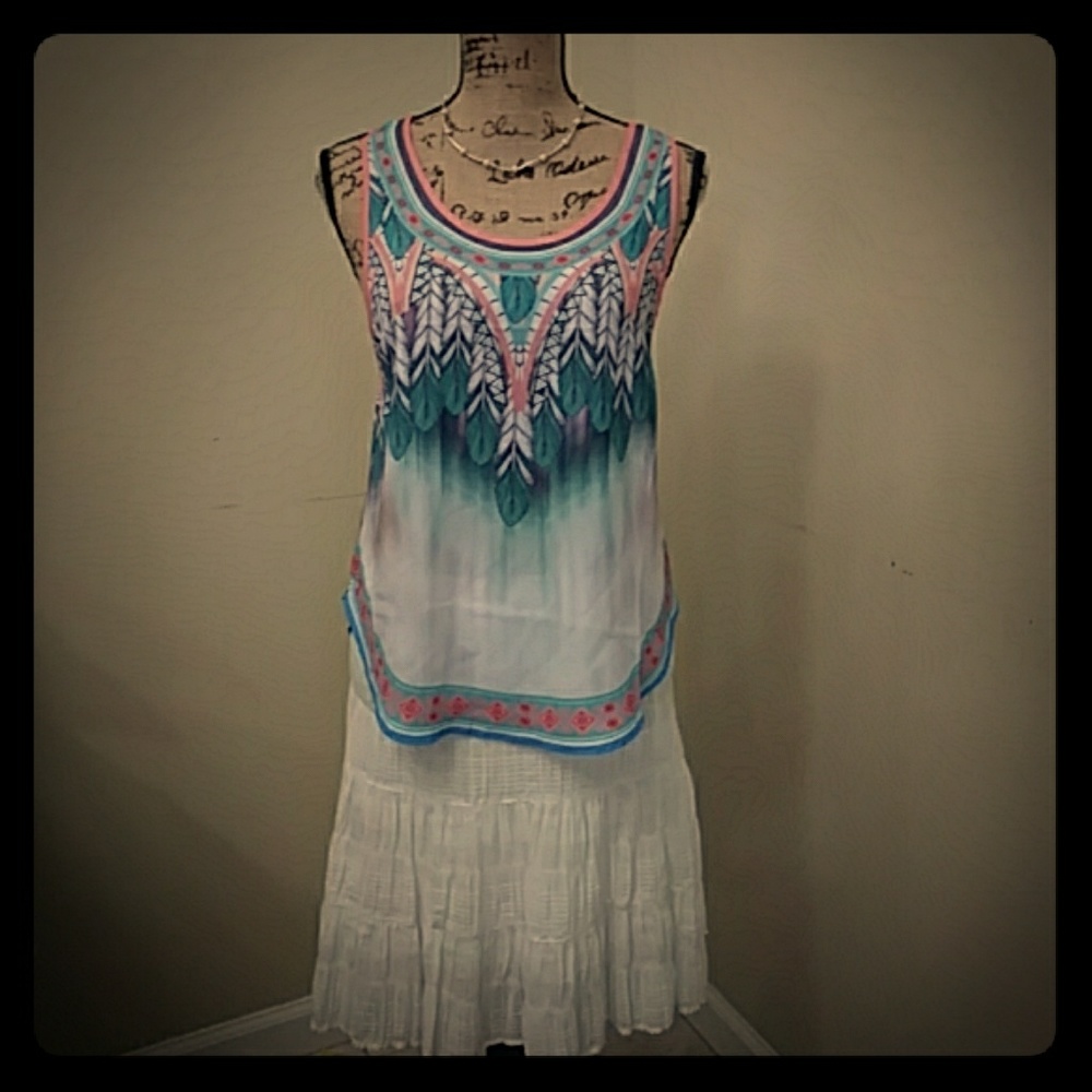 Tribal Chic Feather Boutique Blouse!