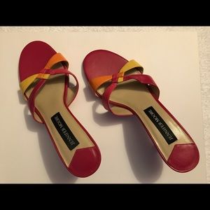 Ladies shoes