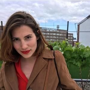 Meet your Posher, Phoebe