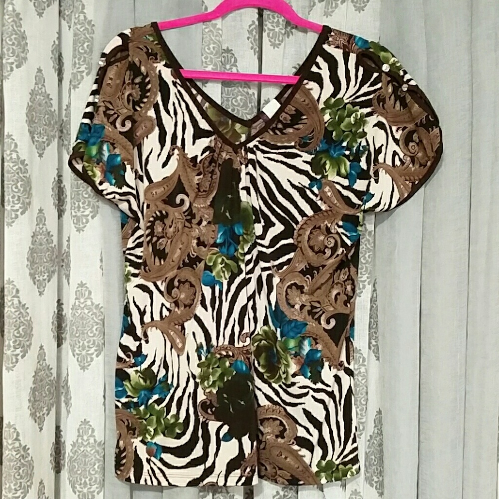 Fun Zebra print top sz L