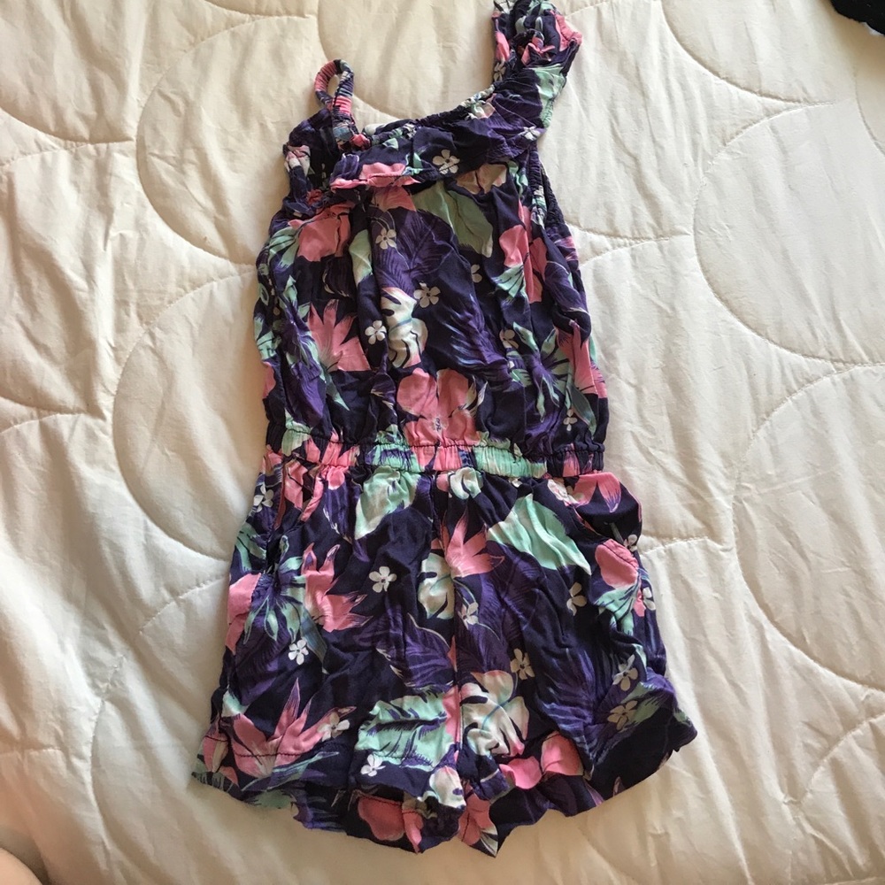 Carters romper with pockets super cute!!