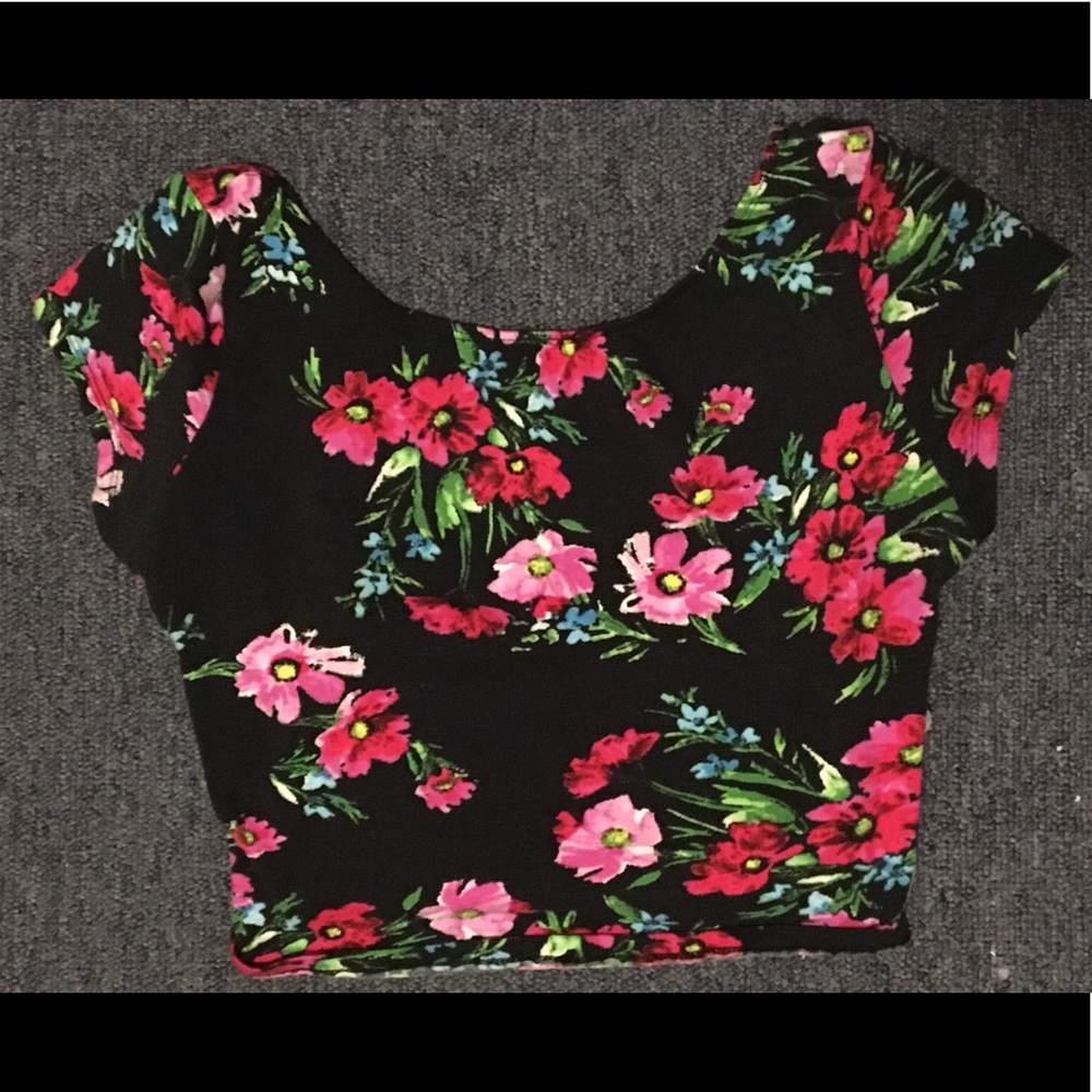 Forever 21 Floral Print Crop Top